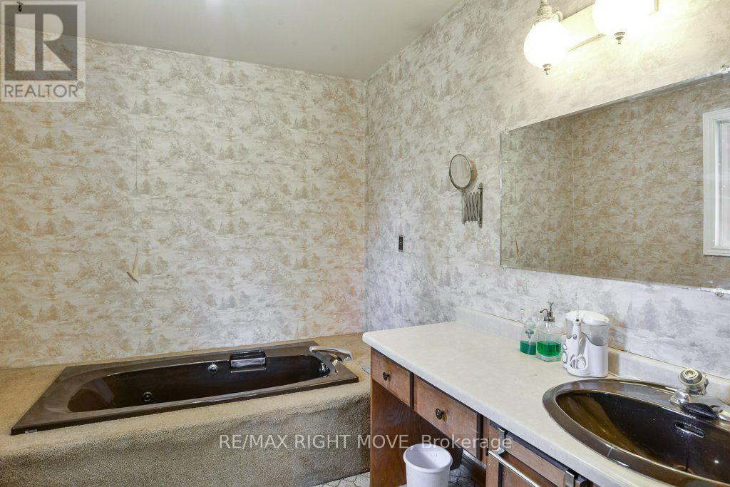114 11th Line S, Oro-Medonte (Hawkestone), Ontario  L0L 1T0 - Photo 26 - S13713916