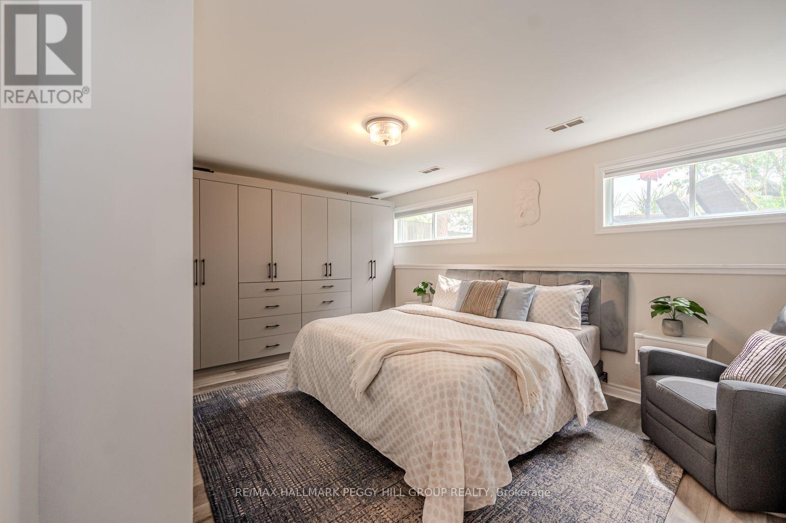 29 Shelley Lane, Barrie (Letitia Heights), Ontario  L4N 4W4 - Photo 12 - S13713954