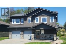 33 GOODWIN DRIVE, Huntsville, Ontario