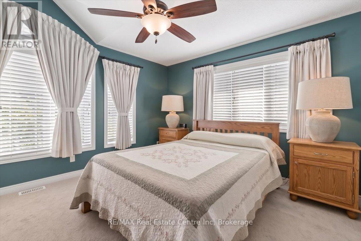 128 Ingram Drive, Guelph (Victoria North), Ontario  N1E 0M6 - Photo 28 - X13713896