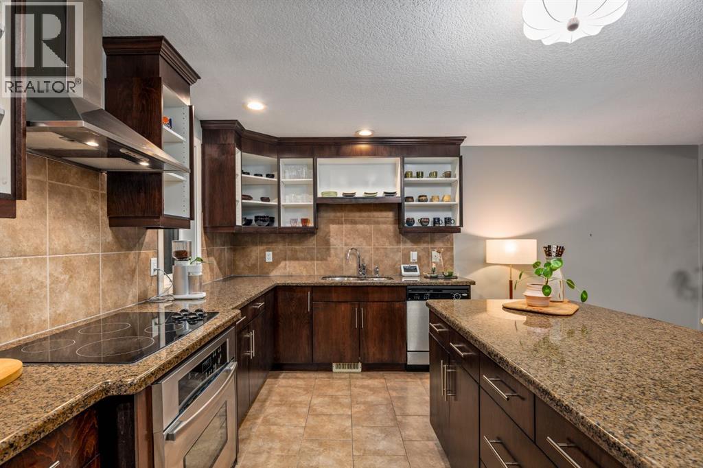 2915 17 Street SW, Calgary, Alberta  T2T 4N6 - Photo 12 - A2290603
