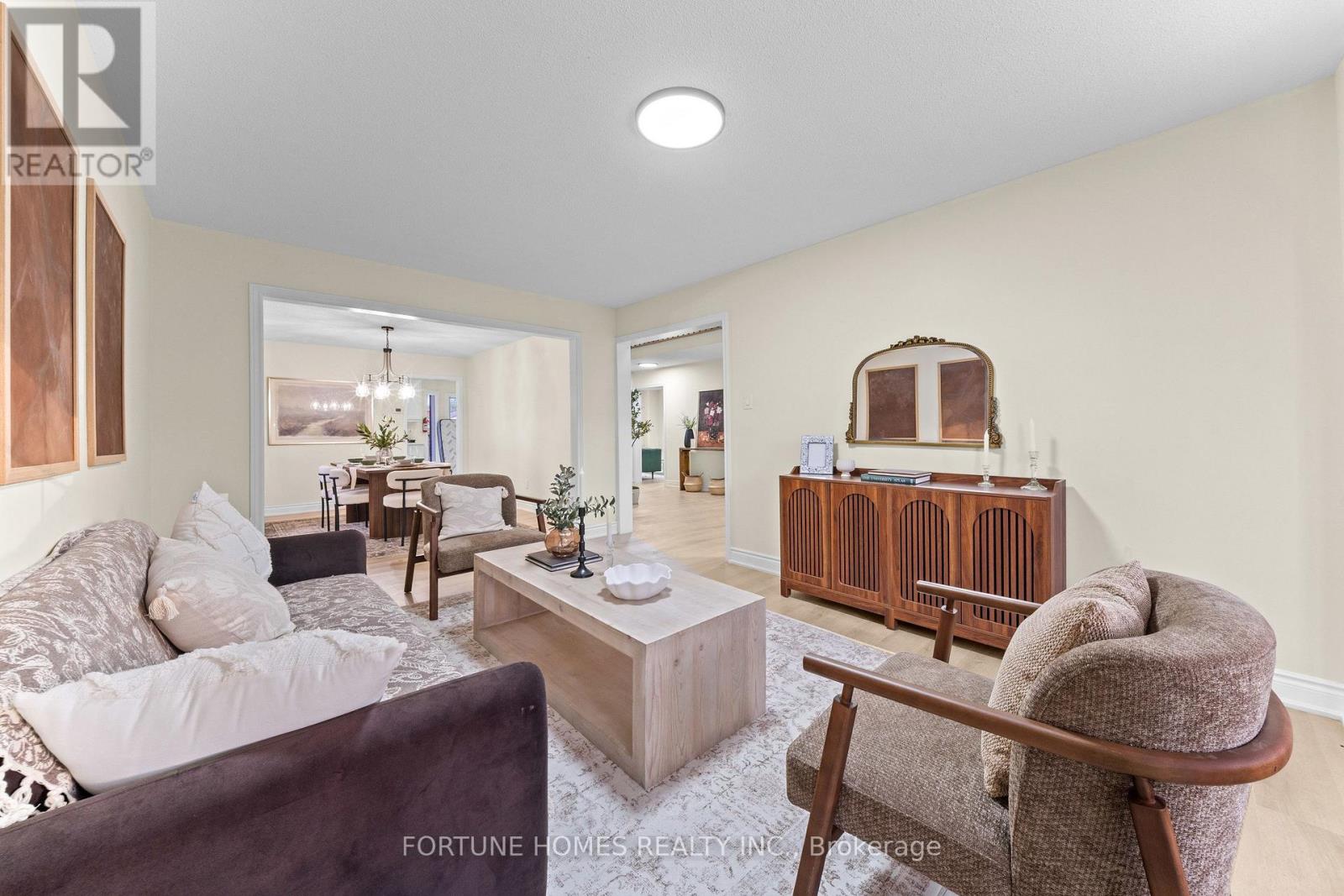 1 Ortona Drive, Brampton, Ontario  L6Y 3C9 - Photo 11 - W13713882