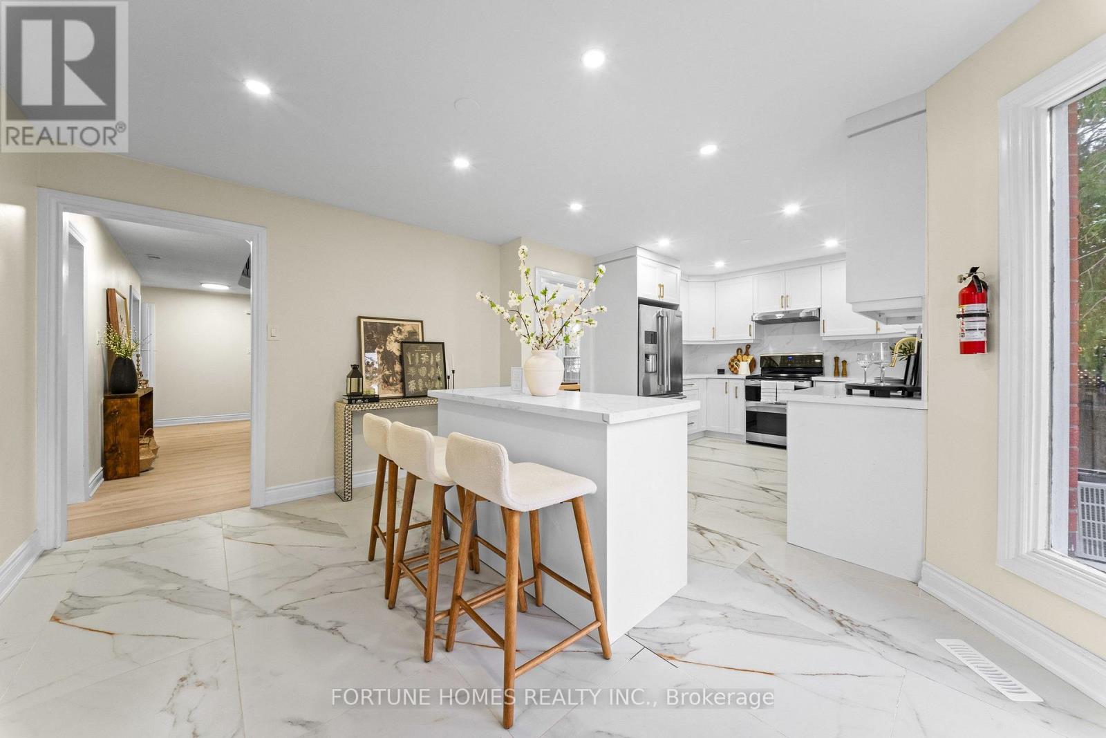 1 Ortona Drive, Brampton, Ontario  L6Y 3C9 - Photo 13 - W13713882