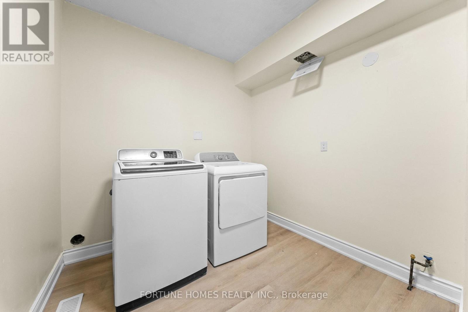 1 Ortona Drive, Brampton, Ontario  L6Y 3C9 - Photo 19 - W13713882