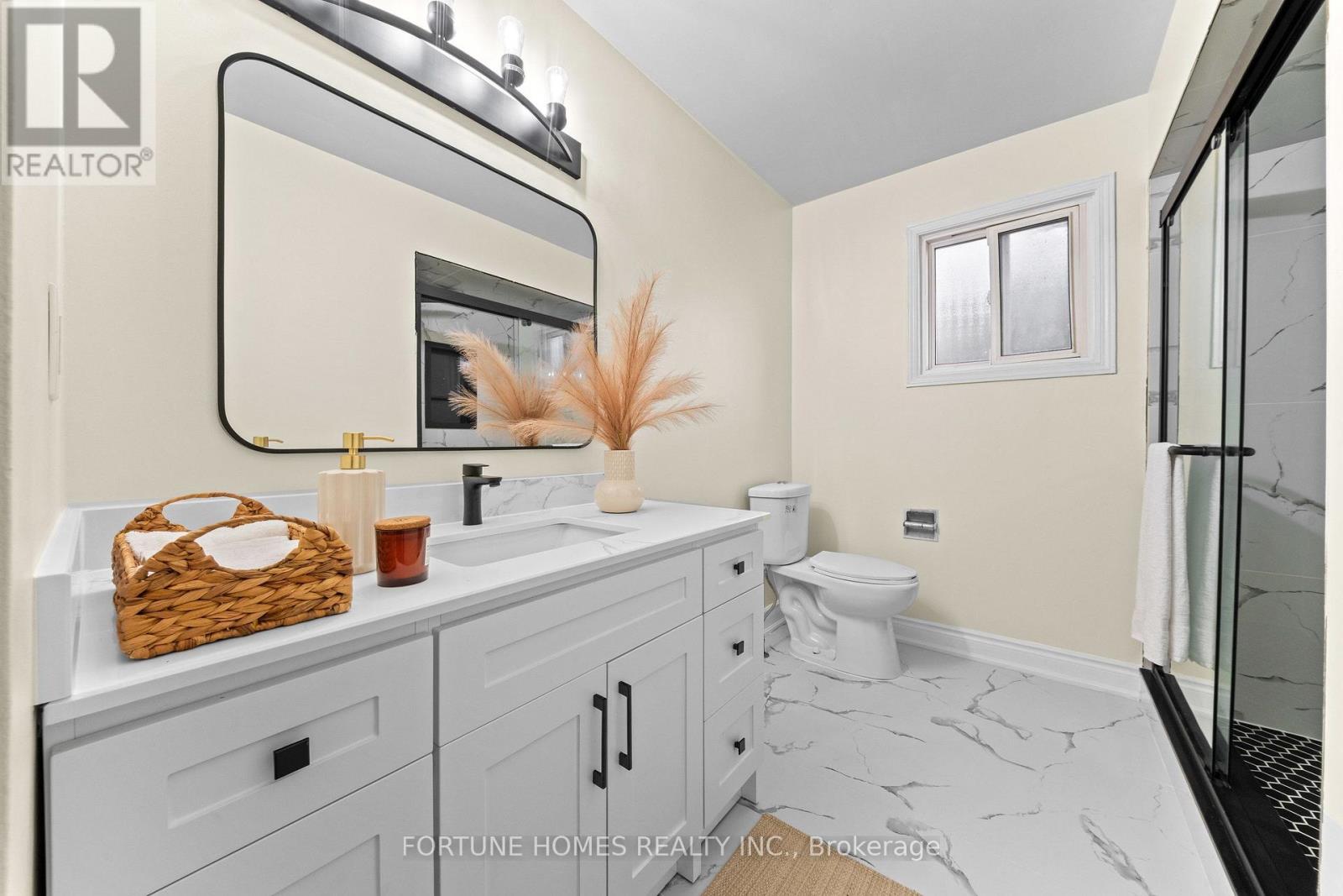 1 Ortona Drive, Brampton, Ontario  L6Y 3C9 - Photo 26 - W13713882
