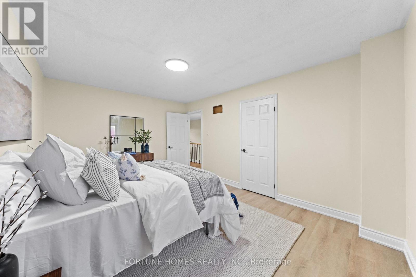 1 Ortona Drive, Brampton, Ontario  L6Y 3C9 - Photo 28 - W13713882