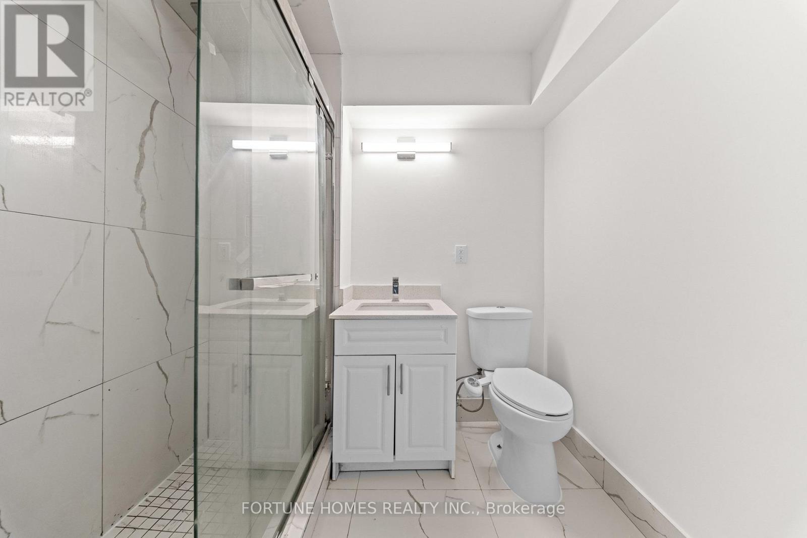 1 Ortona Drive, Brampton, Ontario  L6Y 3C9 - Photo 37 - W13713882