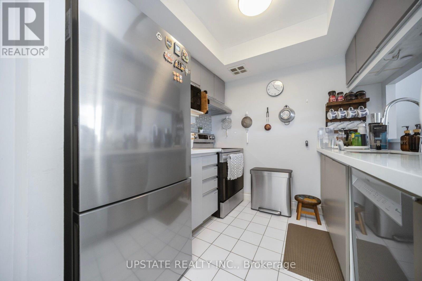 1607 - 250 Webb Drive, Mississauga, Ontario  L5B 3Z4 - Photo 20 - W13713928