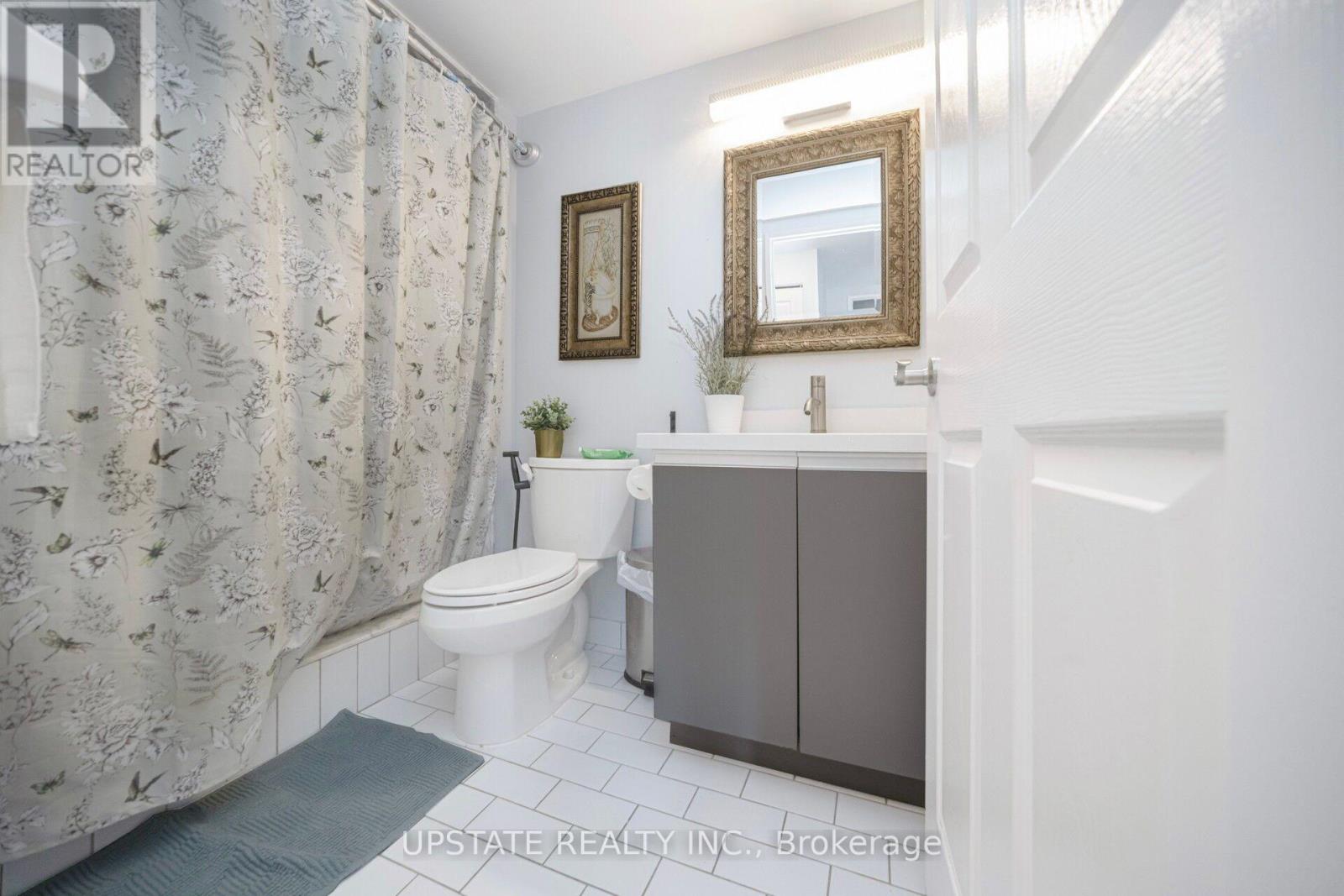 1607 - 250 Webb Drive, Mississauga, Ontario  L5B 3Z4 - Photo 31 - W13713928