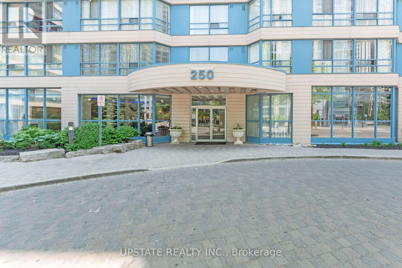 1607 - 250 Webb Drive, Mississauga, Ontario  L5B 3Z4 - Photo 4 - W13713928