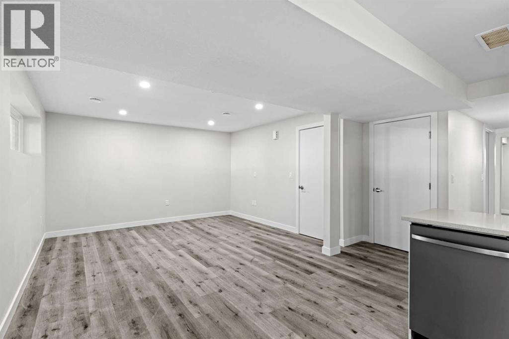 1427 43 Street Ne, Calgary, Alberta  T2A 3L5 - Photo 24 - A2339505