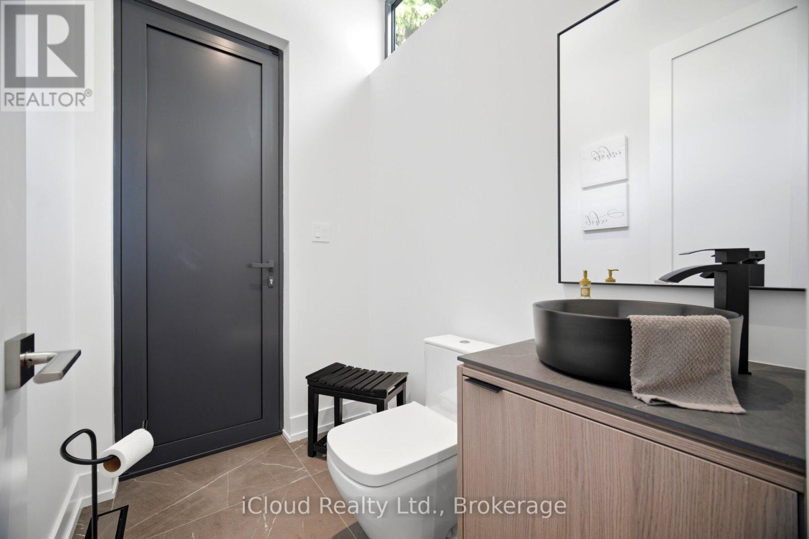 1590 Kenmuir Avenue, Mississauga, Ontario  L5G 4B5 - Photo 15 - W13456718