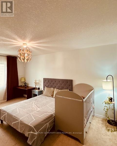 1369 Countrystone Drive, Kitchener, Ontario  N2N 3R8 - Photo 12 - X13713950