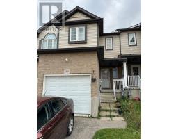 1369 COUNTRYSTONE DRIVE, Kitchener, Ontario
