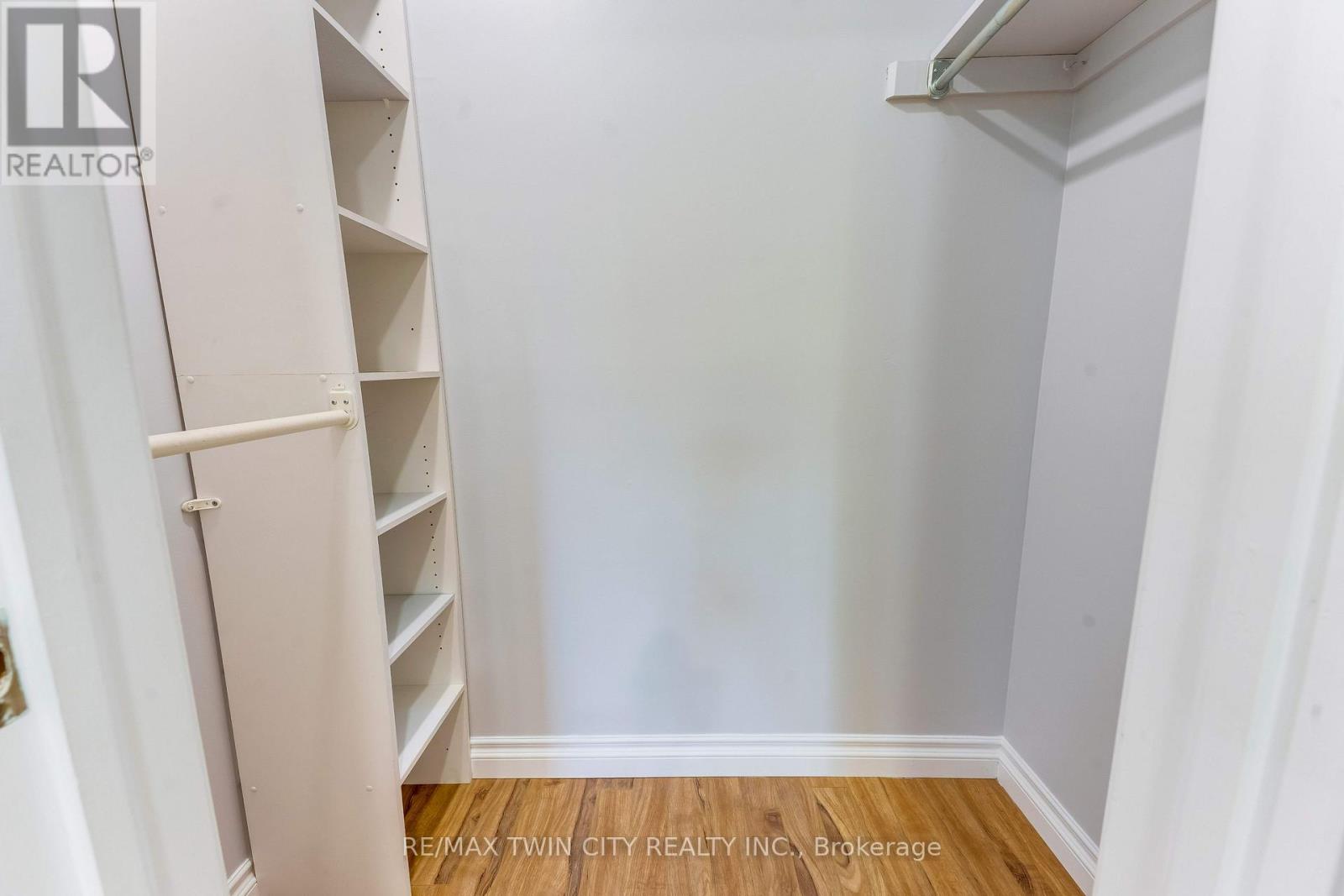 68 Old Huron Court, Kitchener, Ontario  N2R 1L7 - Photo 16 - X13713984