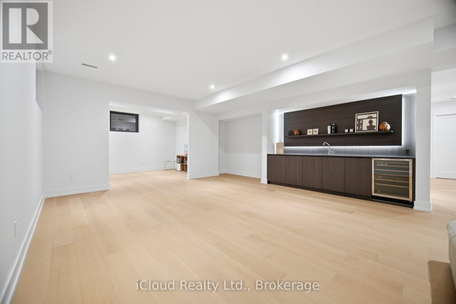 1590 Kenmuir Avenue, Mississauga, Ontario  L5G 4B5 - Photo 38 - W13456718