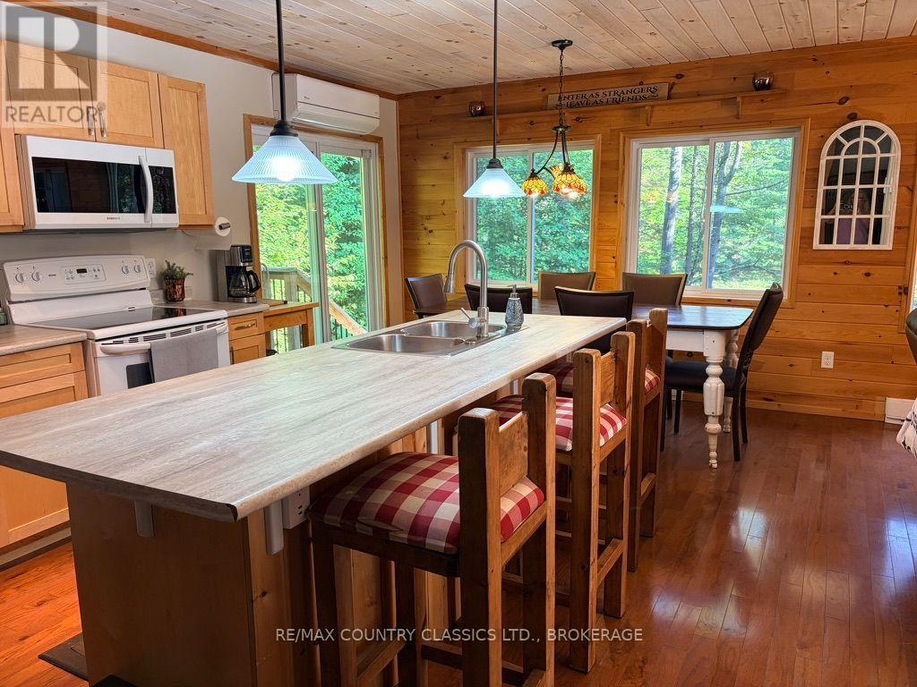 1068c Jacques Bay Road — photo 3