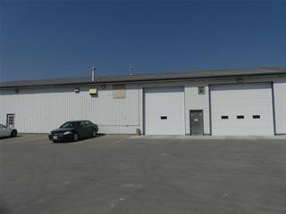 E 70 12 Highway N, Steinbach, Manitoba  R5G 1T4 - Photo 1 - 202621384