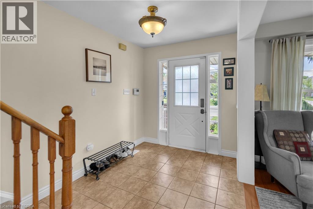124 Blackburn Drive, Brantford, Ontario  N3T 6S2 - Photo 3 - 40842262