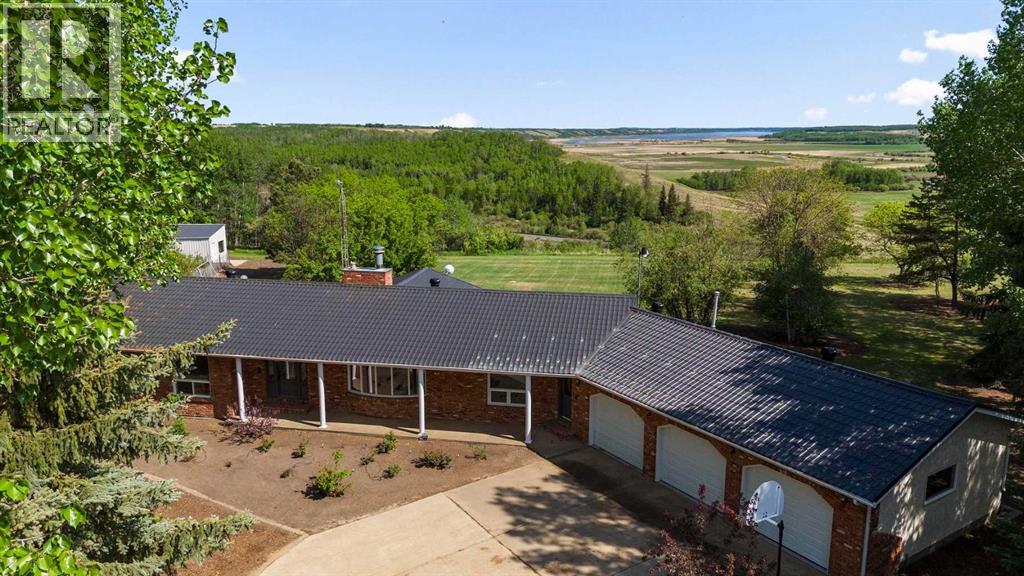 46139 Range Road 205, Rural Camrose County, Alberta  T4V 5E3 - Photo 1 - A2315879