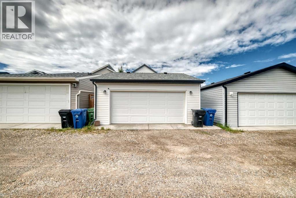 905 Livingston Way Ne, Calgary, Alberta  T3P 1L2 - Photo 41 - A2339720
