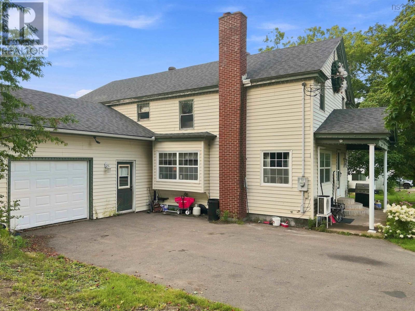 61 Jenks Avenue, Parrsboro, Nova Scotia  B0M 1S0 - Photo 2 - 202621563