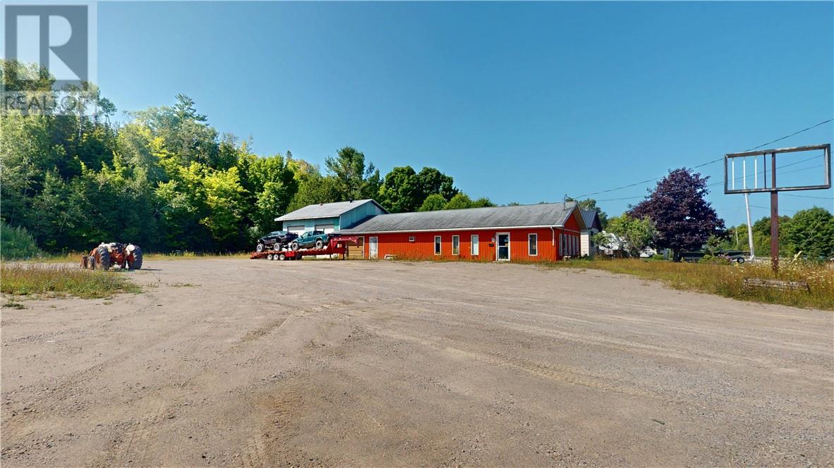 5919 & 5924 Highway 542, Mindemoya, Ontario  P0P 1S0 - Photo 41 - 2130032