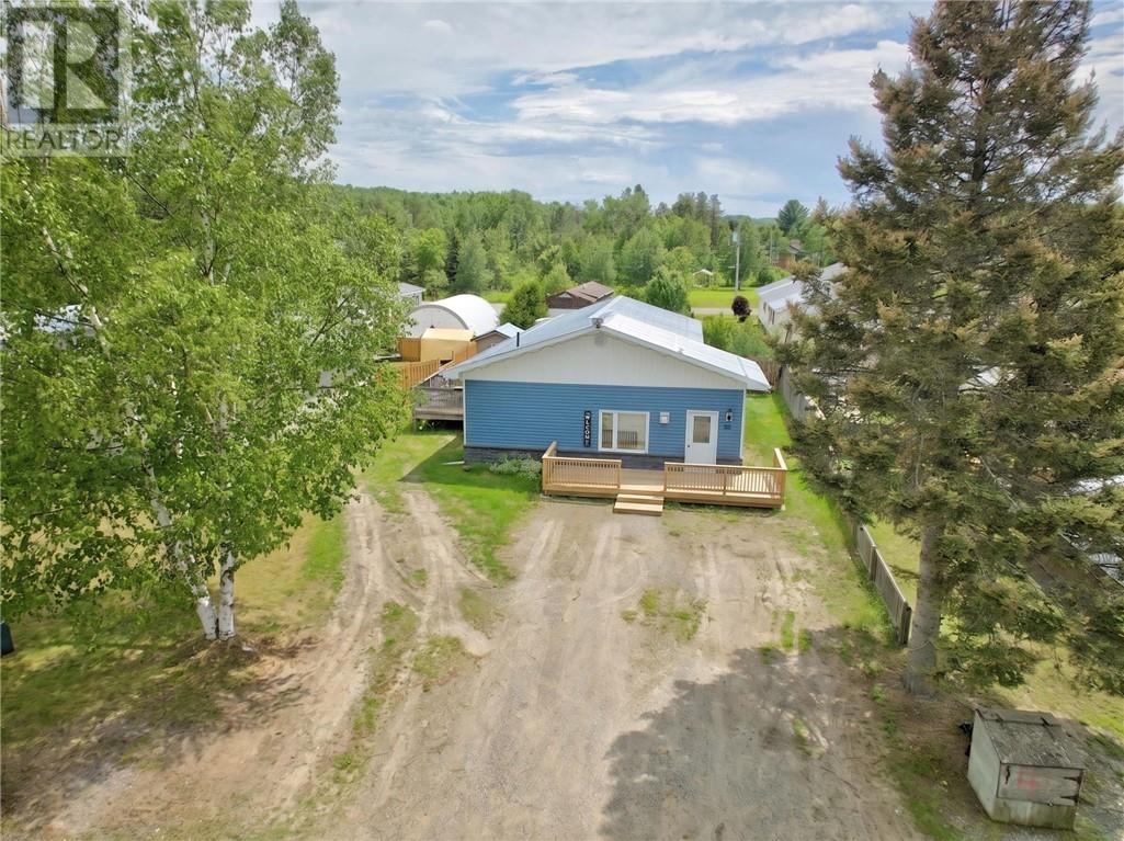 2300 Lee Valley Road Unit# 39, Espanola, Ontario  P5E 1N1 - Photo 3 - 2130026