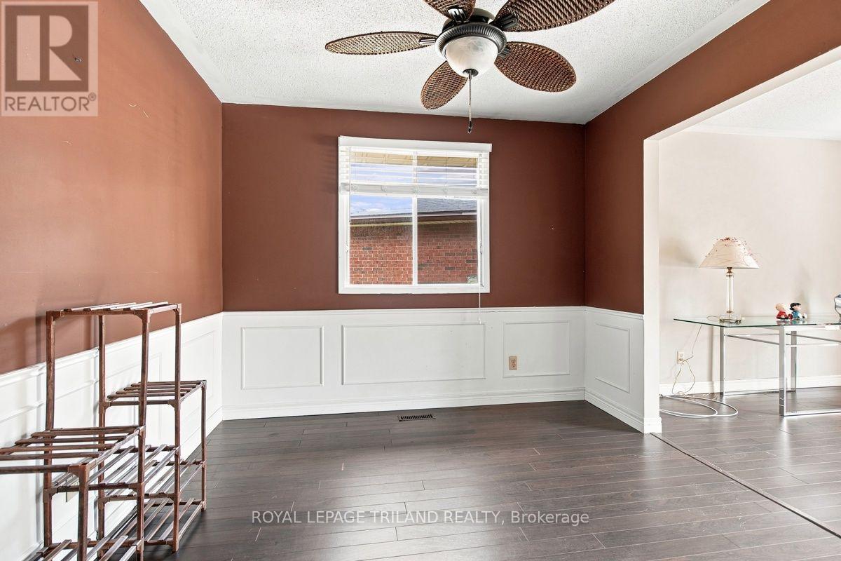 184 Chesham Place, London North, Ontario  N6G 3T7 - Photo 6 - X13714256
