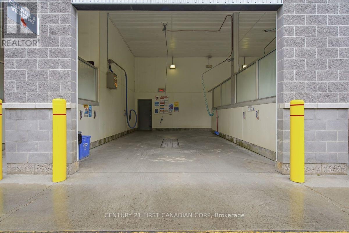 22663 Komoka Road, Middlesex Centre, Ontario  N0L 1R0 - Photo 14 - X13714262