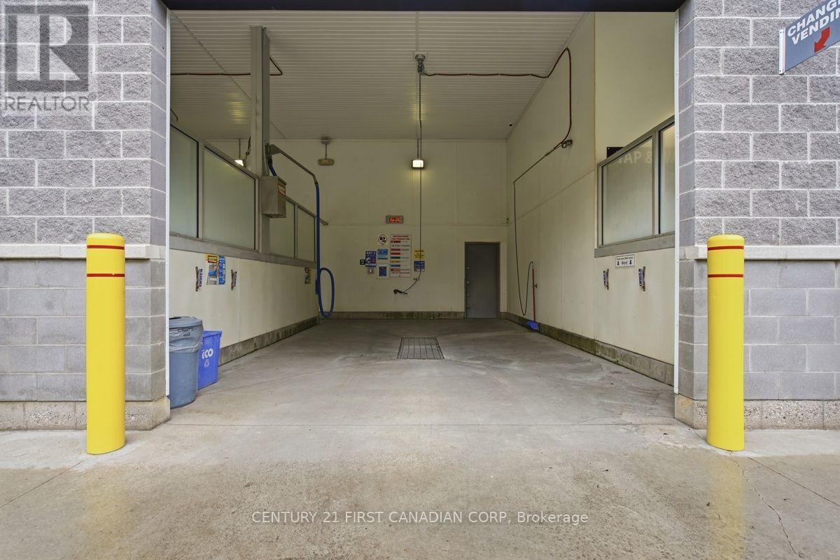 22663 Komoka Road, Middlesex Centre, Ontario  N0L 1R0 - Photo 15 - X13714262