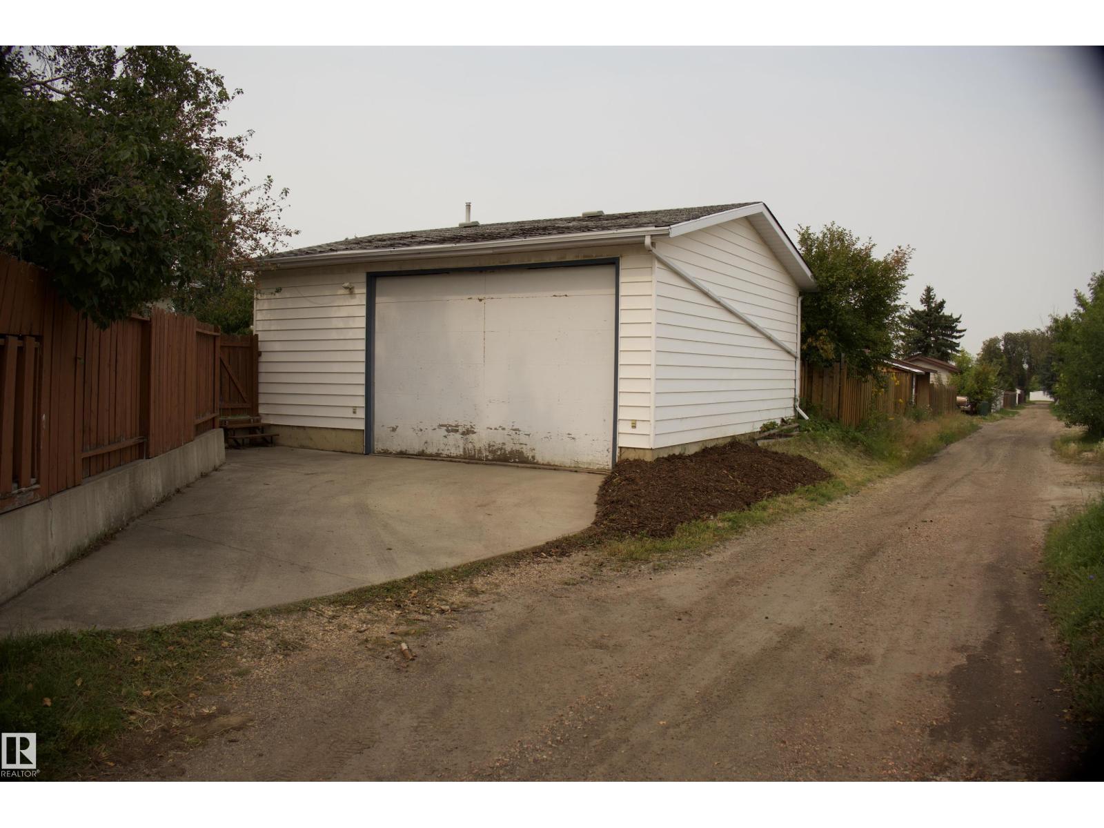 10707 108 Ave, Westlock, Alberta  T1P 1C7 - Photo 6 - E4505238
