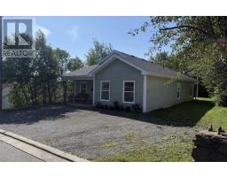 <div class="price">$299,000</div> 10 Cabot Road<br>Grand Falls-Windsor, Newfoundland & Labrador<br>