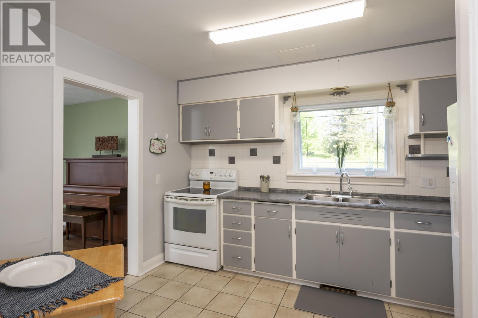 500 Court St, Thunder Bay, Ontario  P7A 4X8 - Photo 17 - TB2602076