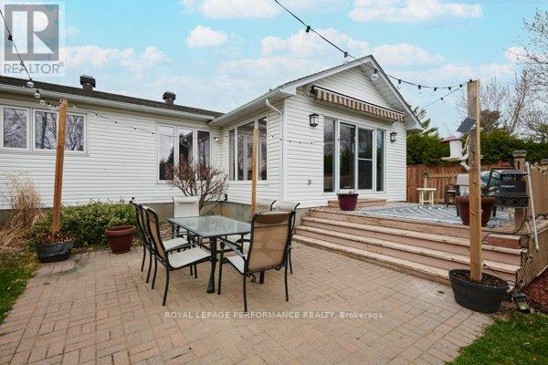 401 Phoenix Crescent, Ottawa, Ontario  K1E 1V6 - Photo 30 - X13714036