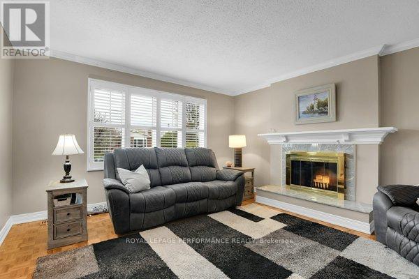 401 Phoenix Crescent, Ottawa, Ontario  K1E 1V6 - Photo 8 - X13714036