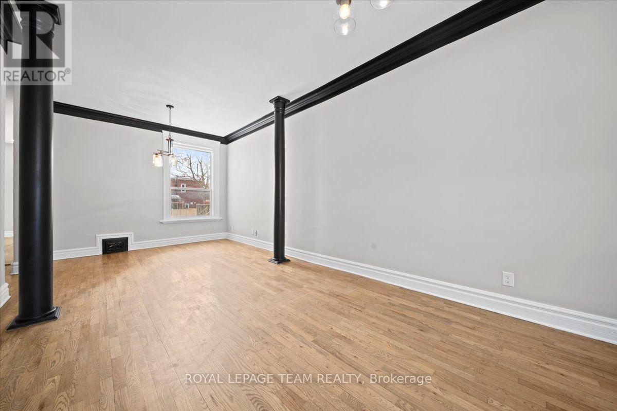 132 Elm Street, Ottawa, Ontario  K1R 6N5 - Photo 4 - X13714044