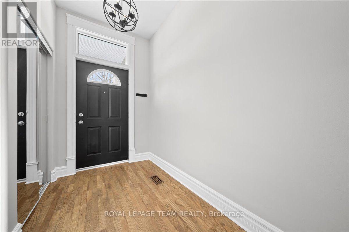 132 Elm Street, Ottawa, Ontario  K1R 6N5 - Photo 6 - X13714044