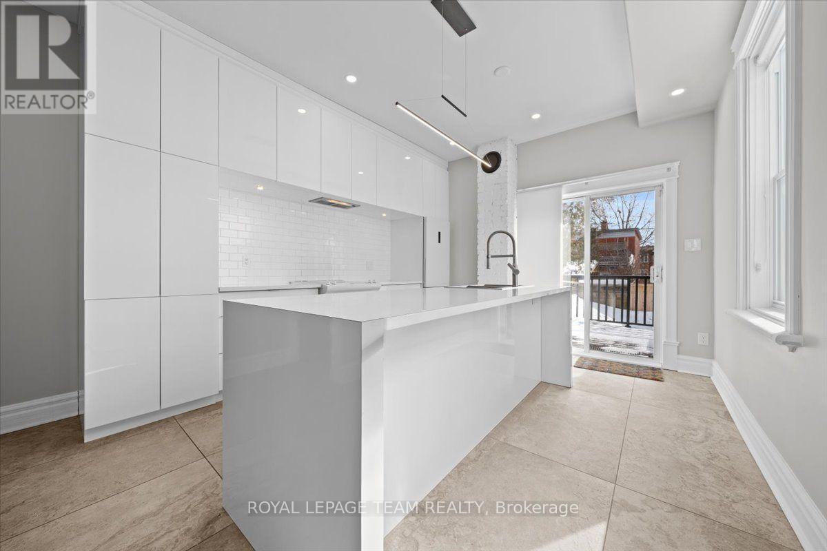 132 Elm Street, Ottawa, Ontario  K1R 6N5 - Photo 9 - X13714044