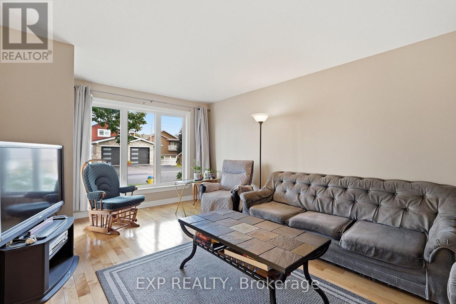 2465 Woods Street, Clarence-Rockland, Ontario  K4K 1J3 - Photo 5 - X13714272