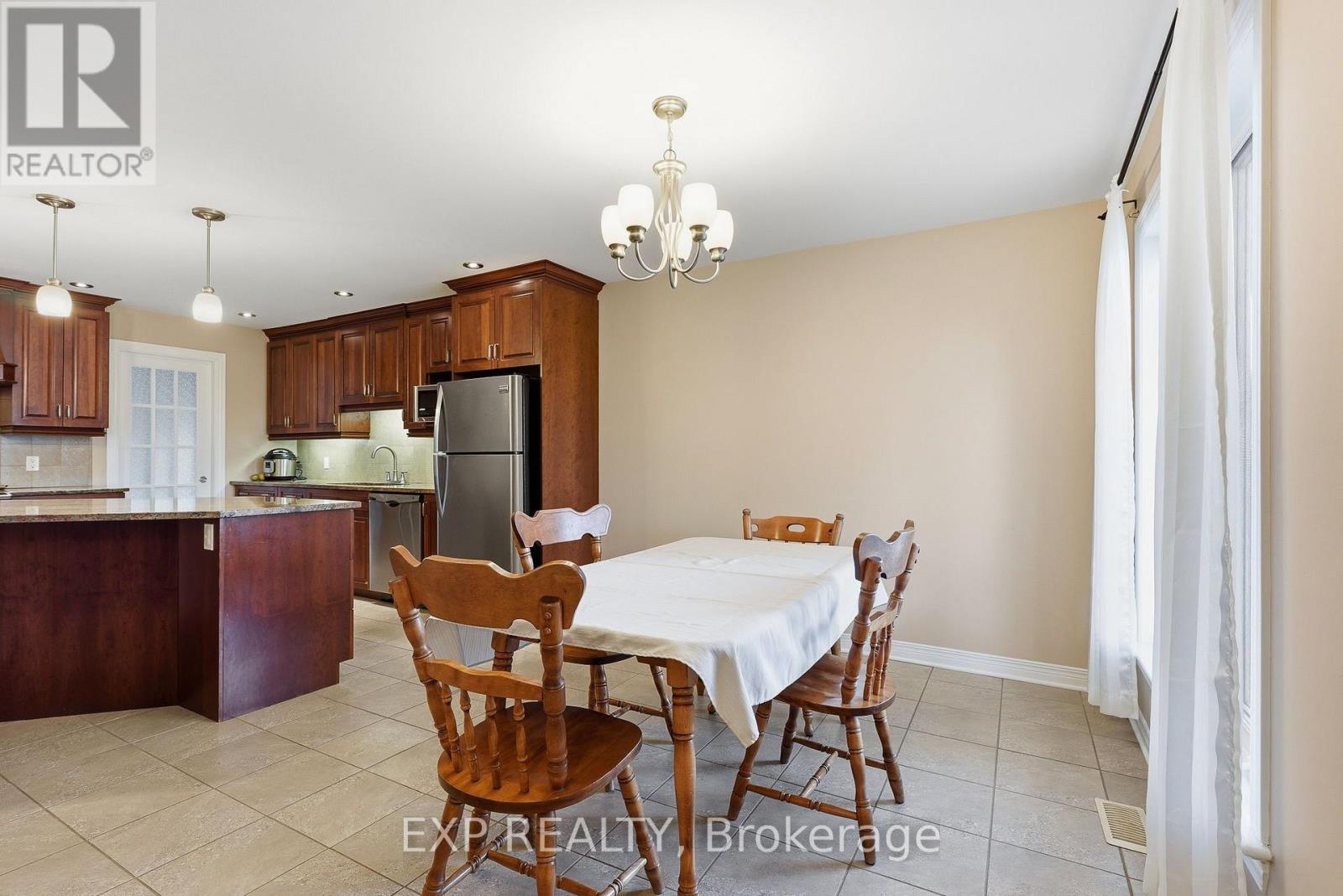 2465 Woods Street, Clarence-Rockland, Ontario  K4K 1J3 - Photo 9 - X13714272