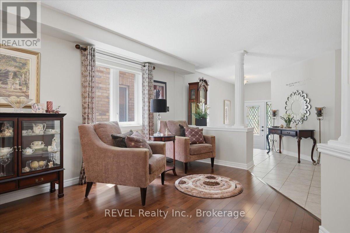 4819 Bloomburg Drive, Mississauga, Ontario  L5M 7K4 - Photo 10 - W13714086