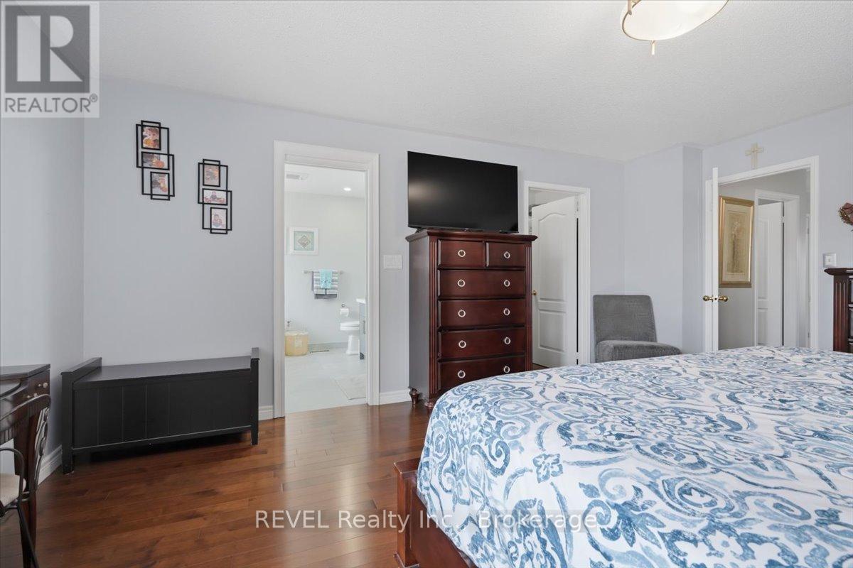 4819 Bloomburg Drive, Mississauga, Ontario  L5M 7K4 - Photo 23 - W13714086