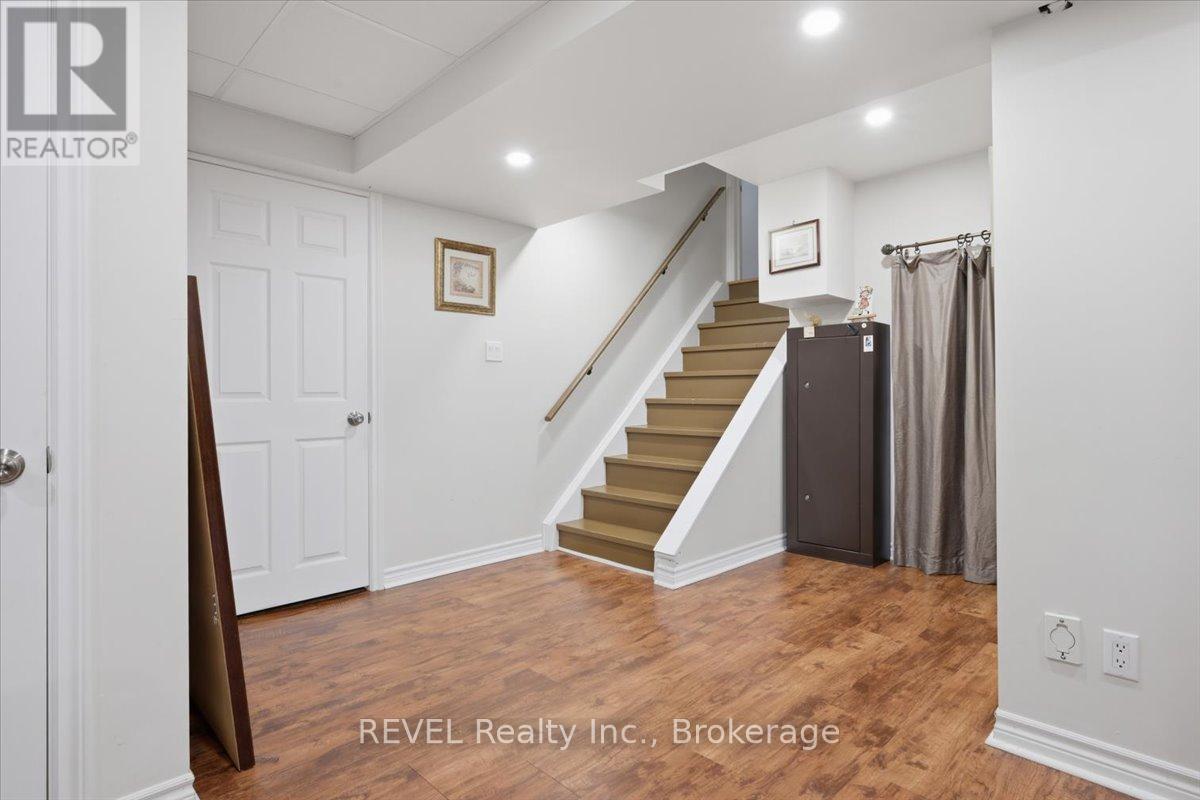 4819 Bloomburg Drive, Mississauga, Ontario  L5M 7K4 - Photo 30 - W13714086