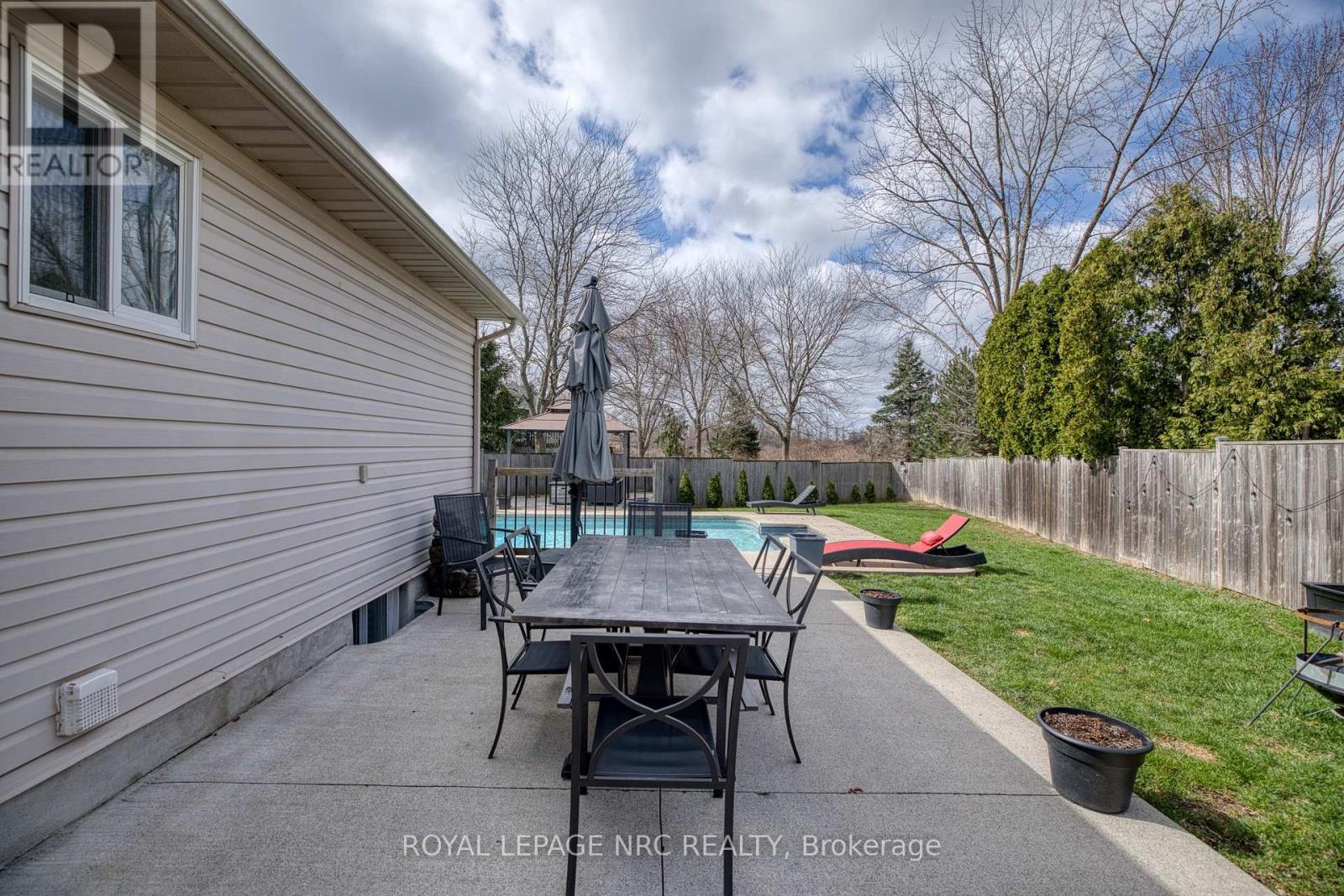 16 Leonard Drive, St. Catharines, Ontario  L2S 3V2 - Photo 30 - X13714040