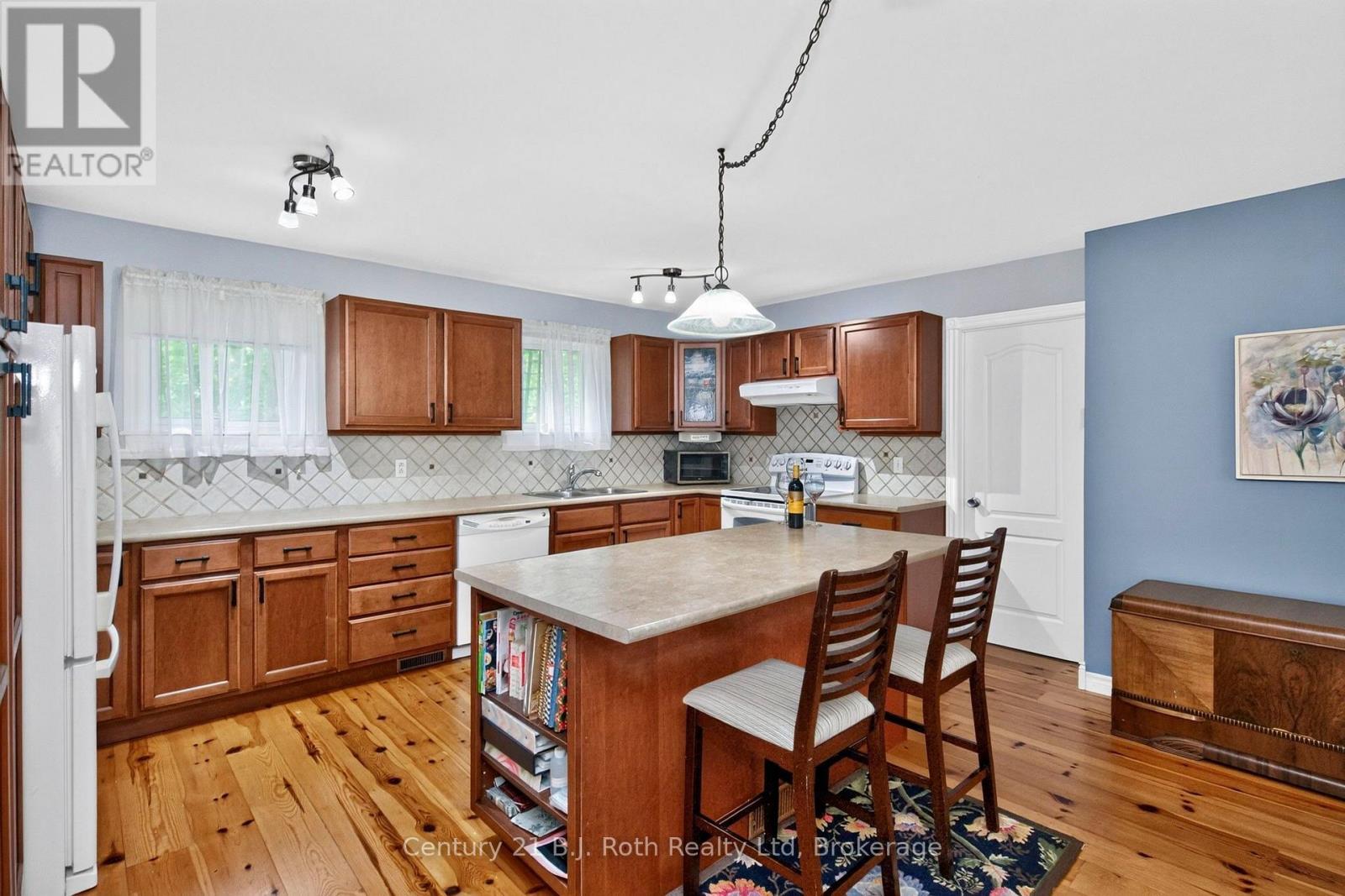 24 Crescent Drive, Tay, Ontario  L0K 2A0 - Photo 11 - S13712734