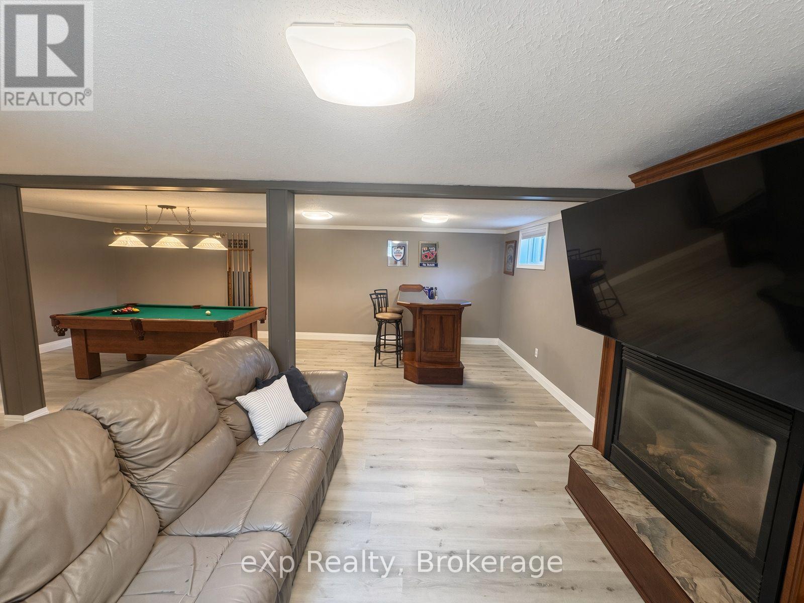 23 Valleyside Drive, Brockton, Ontario  N0G 2V0 - Photo 17 - X13706580