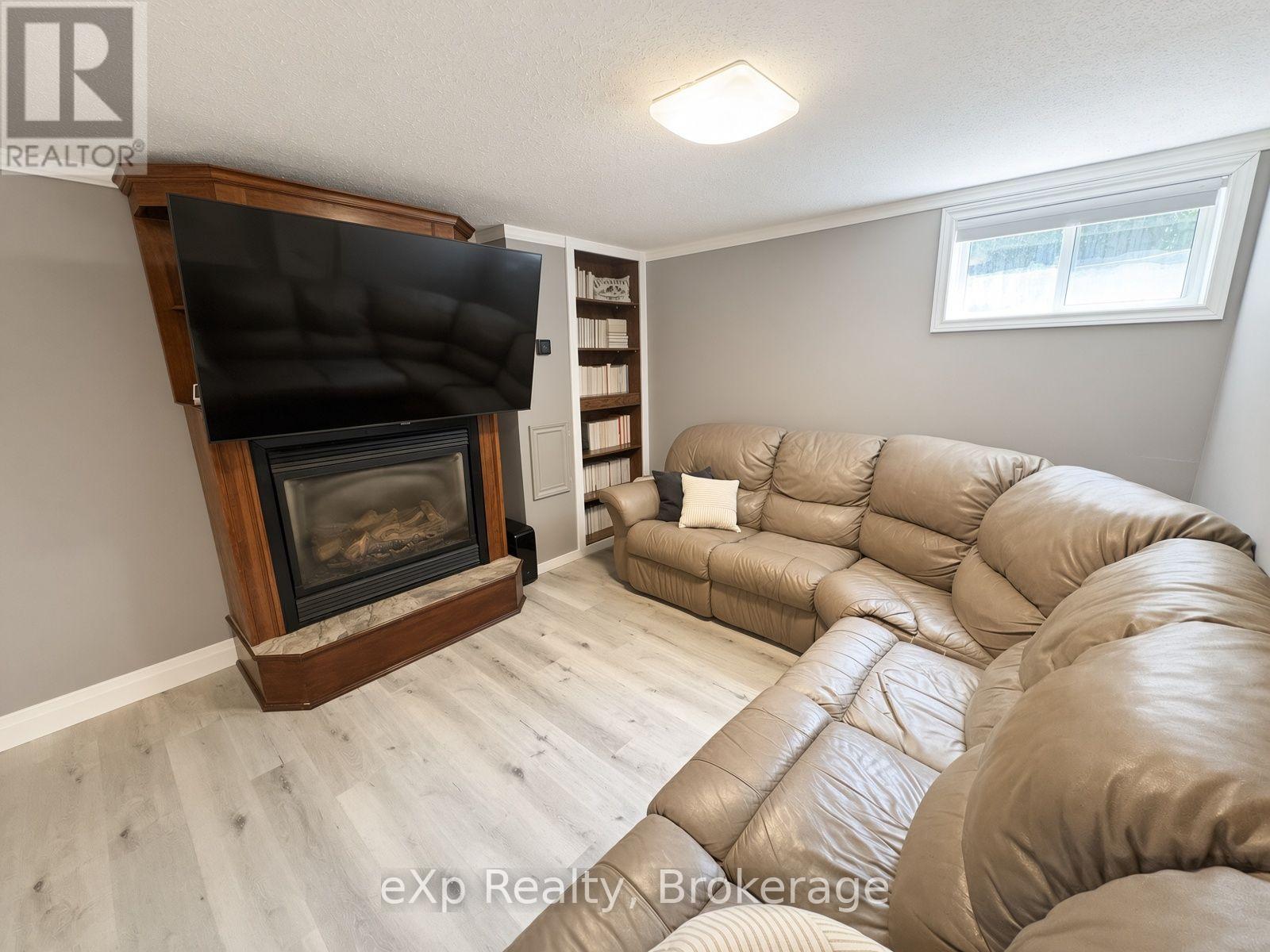 23 Valleyside Drive, Brockton, Ontario  N0G 2V0 - Photo 19 - X13706580