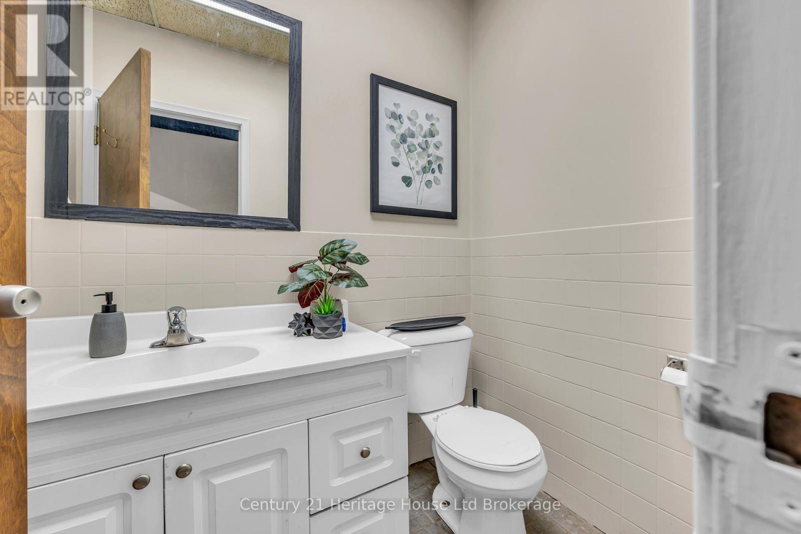 905 Dufferin Street, Woodstock, Ontario  N4S 1Y8 - Photo 12 - X13714276