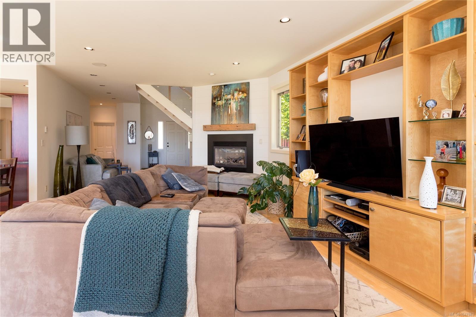 5469 Sooke Rd, Sooke, British Columbia  V0S 1N0 - Photo 5 - 1047883